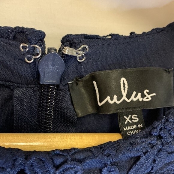 Lulus NWOT Love Poem Navy Lace Halter Neck Mini Cocktail Dress Size XS - Picture 6 of 12